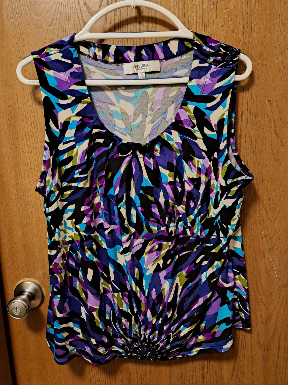 Jones Studio Purple Multi-Print Sleeveless V-Neck Top
